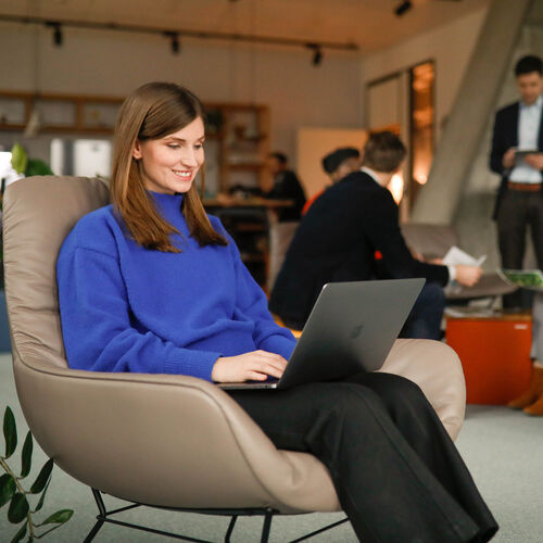 Contact shoot 152 lowres Contact shoot 152 lowres