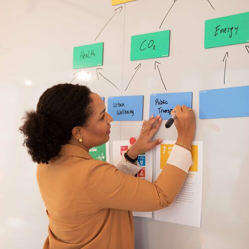 Main level shoot 039 lowres Main level shoot 039 lowres